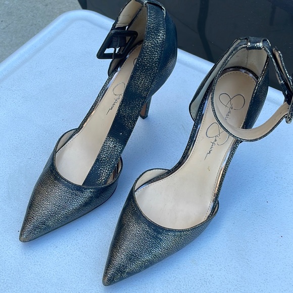 Jessica Simpson’s heels size 8 - Picture 1 of 8